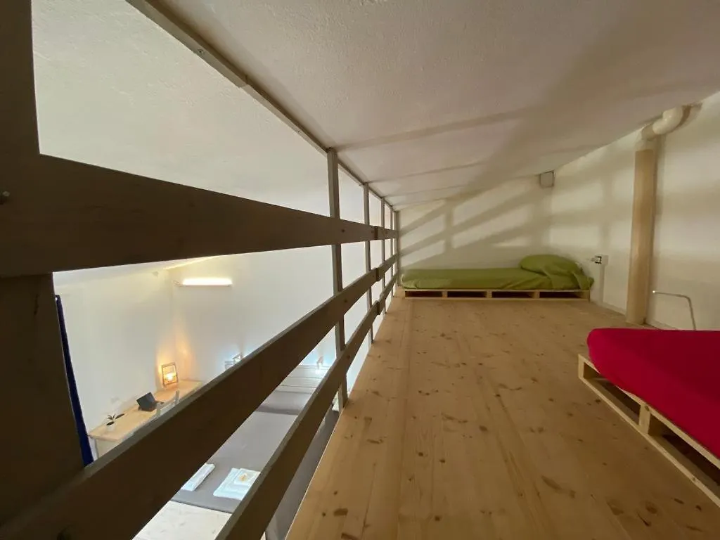 I Tre Schen Hotel Calasetta 0*,
