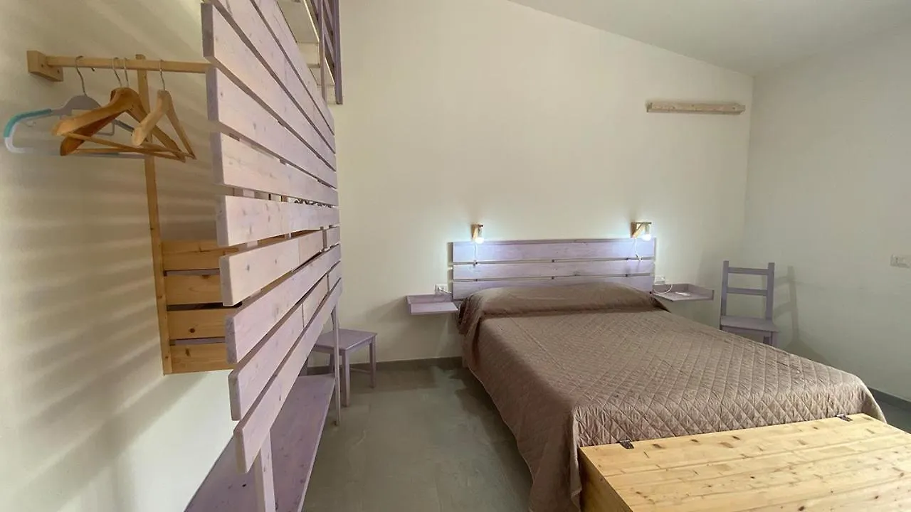 I Tre Schen Hotel Calasetta